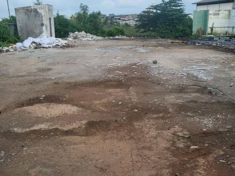 Kavling luas lebar pinggir jalan di jakarta utara