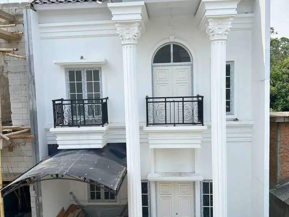 DIJUAL RUMAH 2LANTAI CLASIC KELAPADUA WETAN CIRACAS LRT CIBUBUR