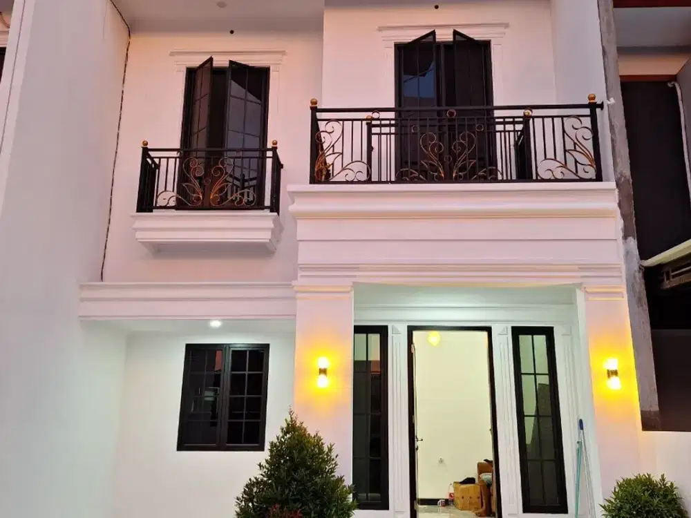 Rumah 2 Lantai Siap Huni Dalam Cluster Konsep Classic Di Ciledug
