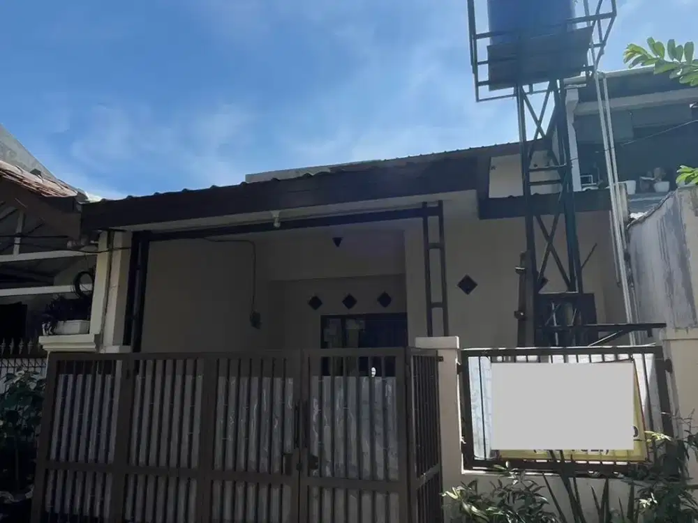 Jual rumah 1 setengah lantai di kranggan permai cibubur