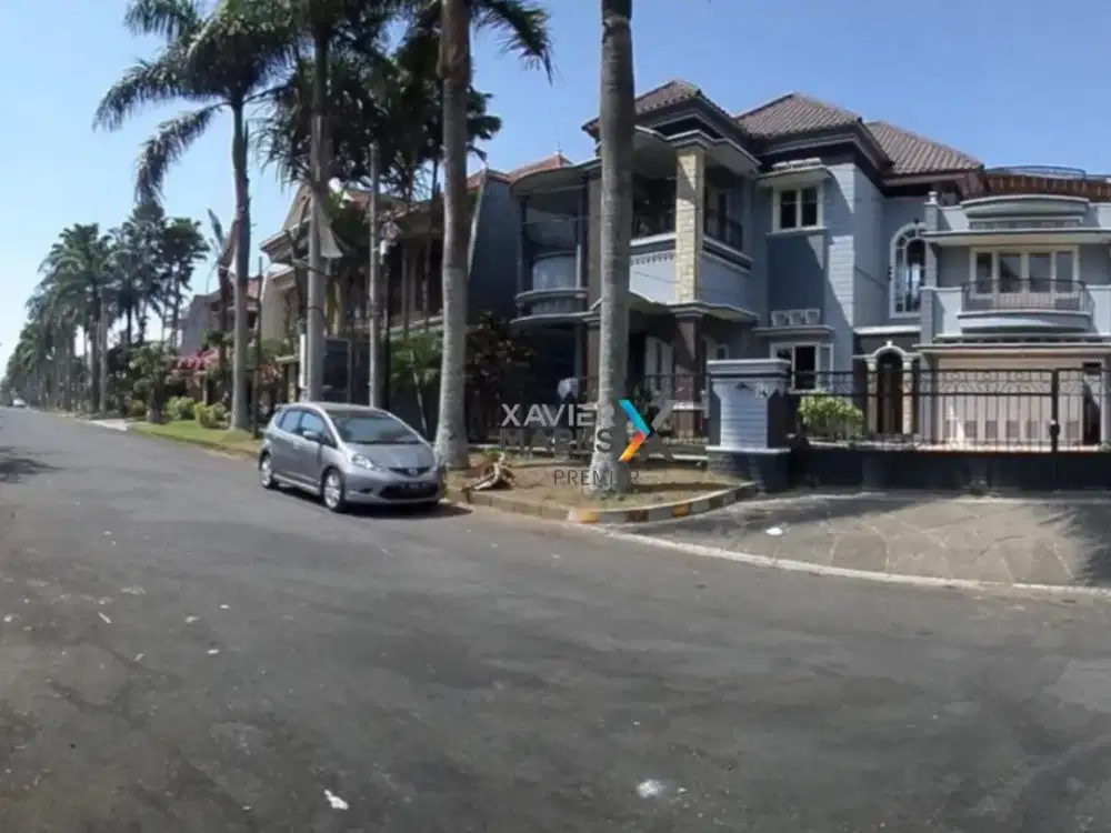 Dijual Rumah Mewah di Puncak Dieng ada Swimming Poll Malang