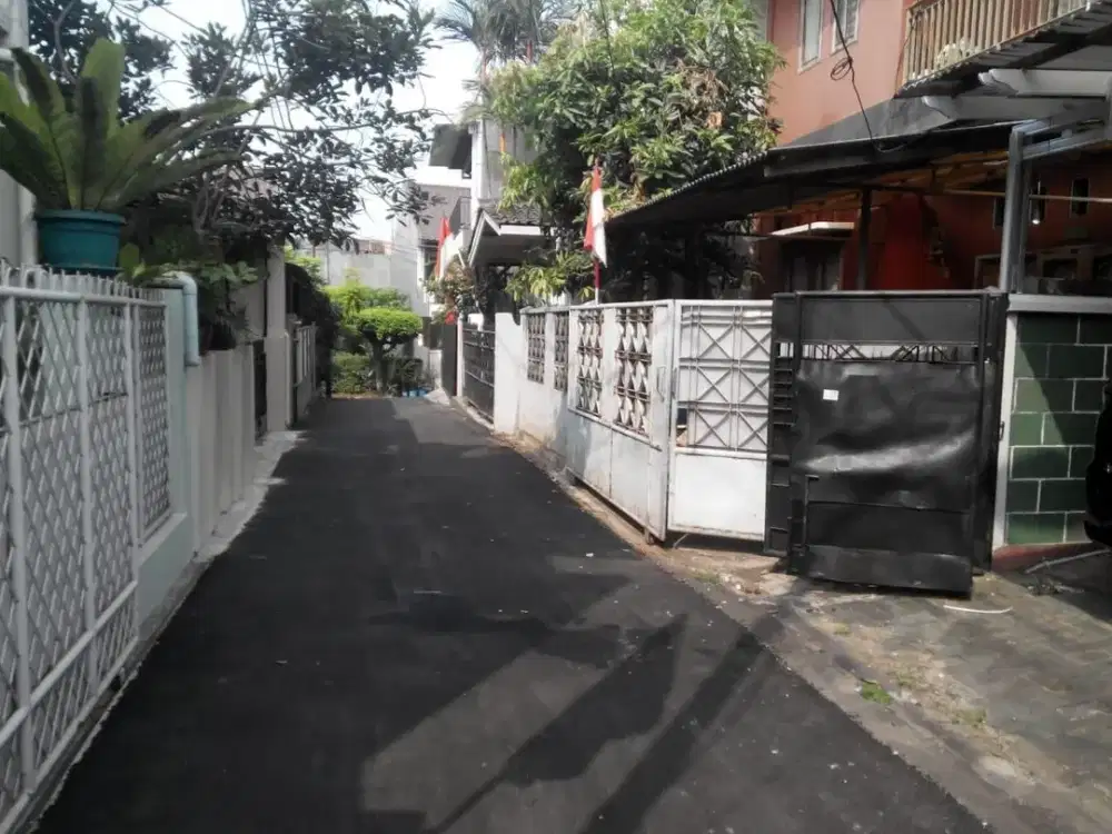 Di jual rumah 1,5 lt daerah pondok kelapa duren sawit Jakarta timur
