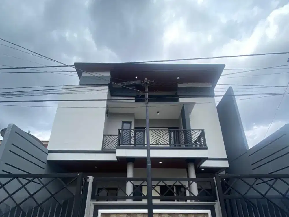 Rumah Mewah Baru 2 Lantai Strategis Lokasi Baruk Selangkah Ke Merr