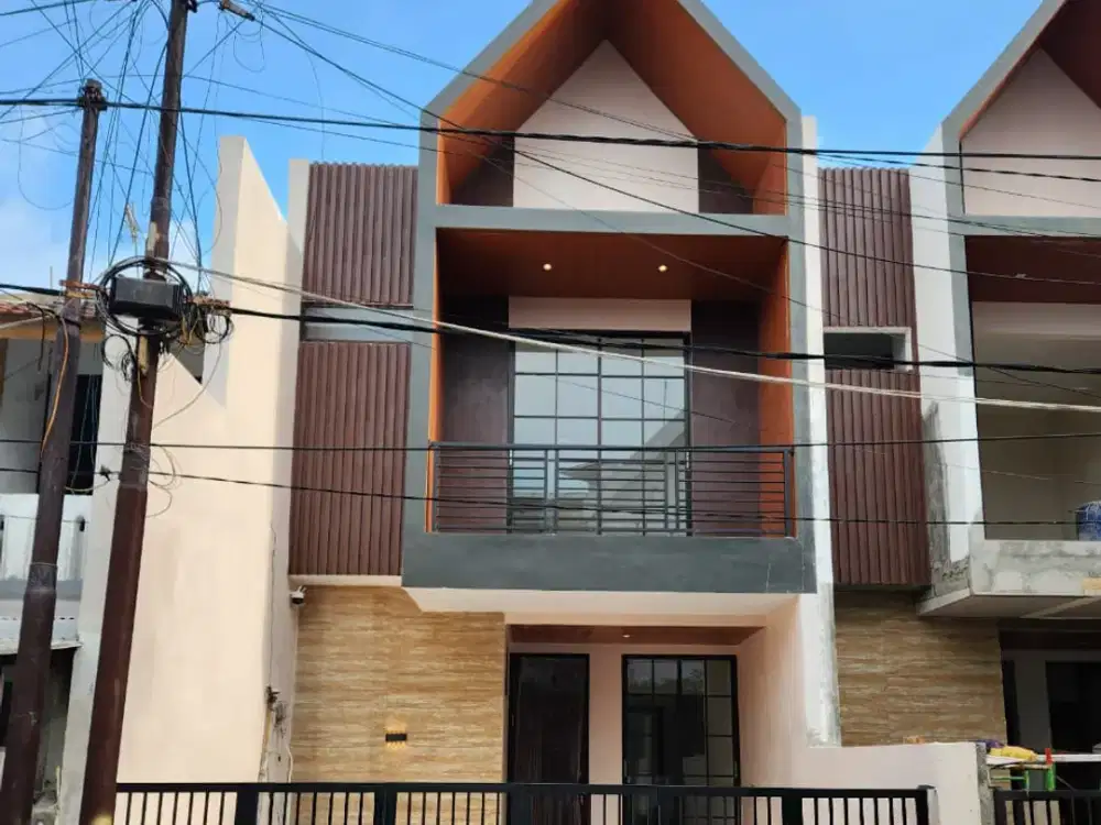 Dijual Rumah Mezanin Baru Gress Di Rungkut Mapan Surabaya