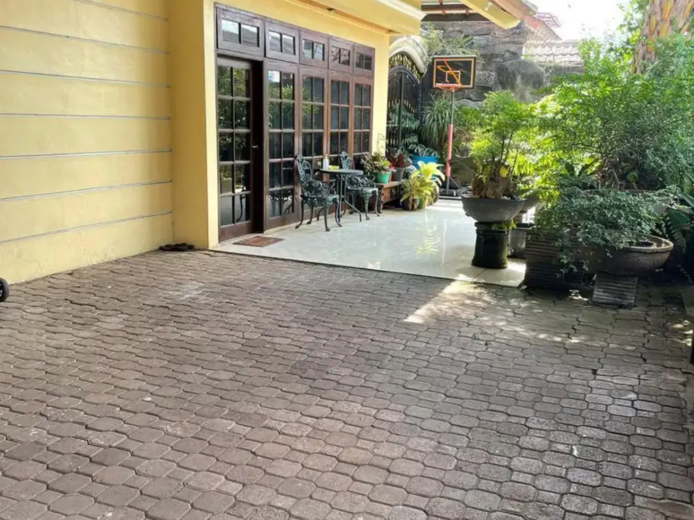 Rumah Siap Huni di Delman Indah - Kebayoran Lama