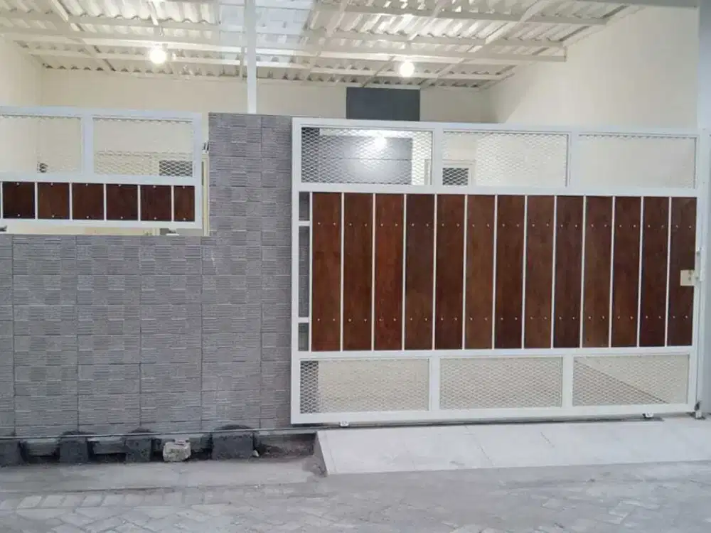 Jual Ruko 2 Lantai Murah Raya Tambak Medokan Ayu  Rungkut, Surabaya.