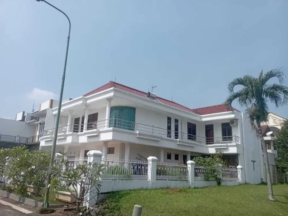 Dijual Rumah Mewah Hook Full Furnish di Raffles Hills Cibubur