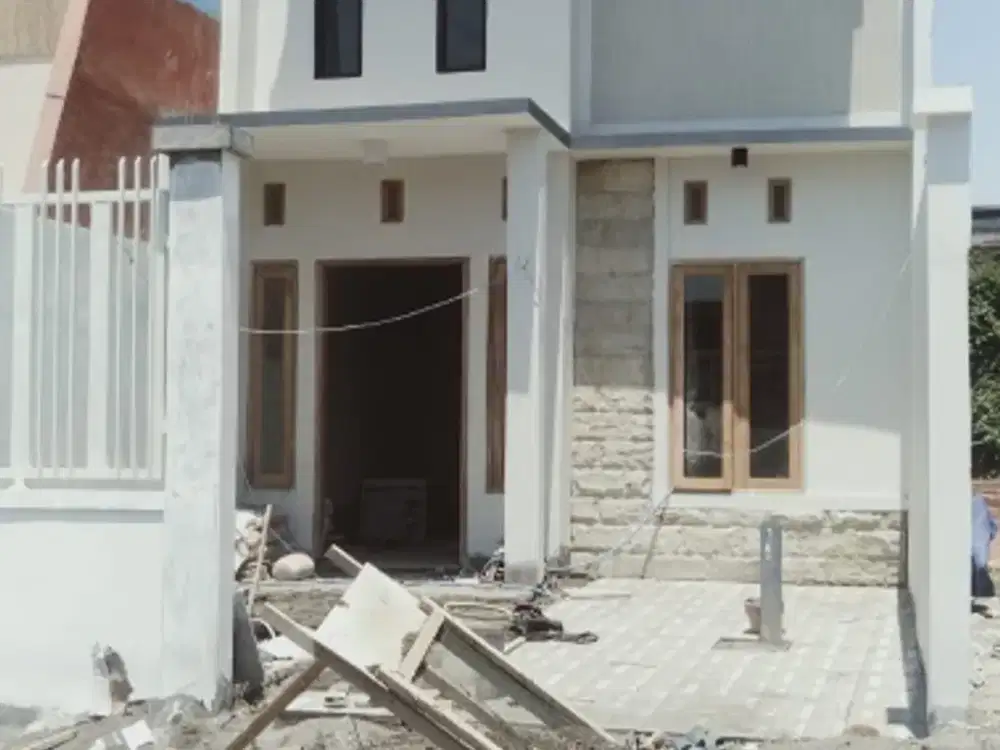 rumah baru 1lt 600jt an Medayu Surabaya