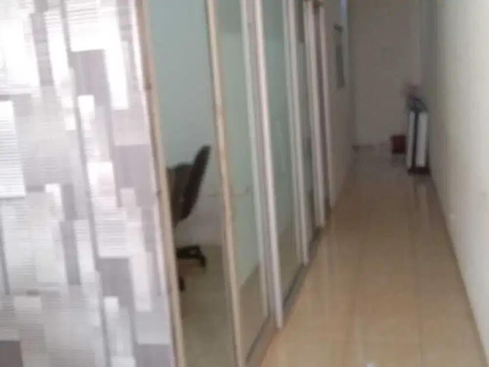 SEWA RUKO LANTAI 1 NYA SAJA  Rp 35jt SAJA, SUDAH DISEKAT SIAP OFFICE