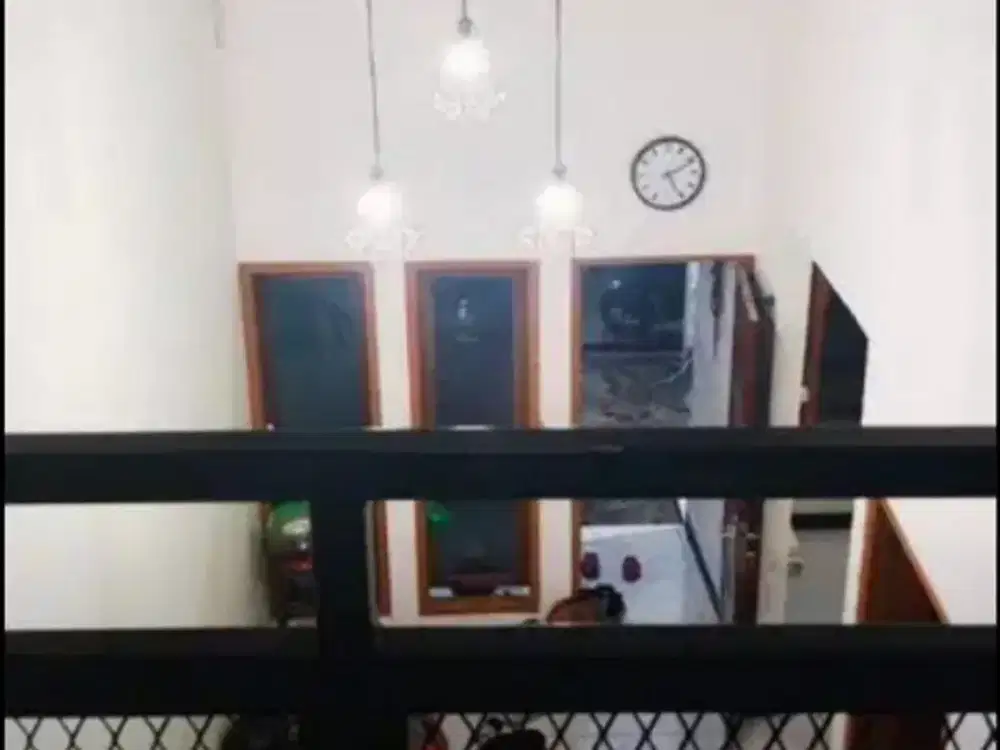 dijual rumah siap huni lokasi gunungsari Inda surabaya