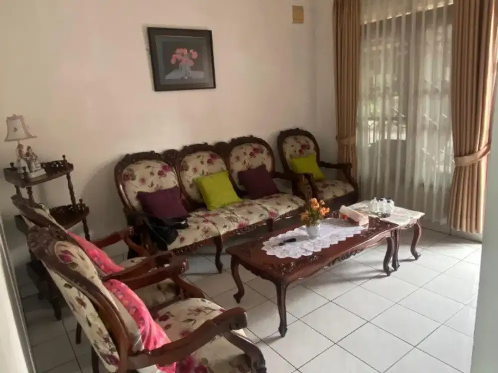 Rumah Minimalis Lama Di Margahayu Raya Dekat MIM