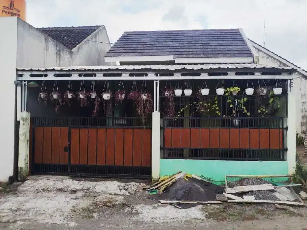 MURAH RUMAH BARU SIAP HUNI 385JT 2 KAMAR TIDUR DEKAT RINGROAD.JK13326