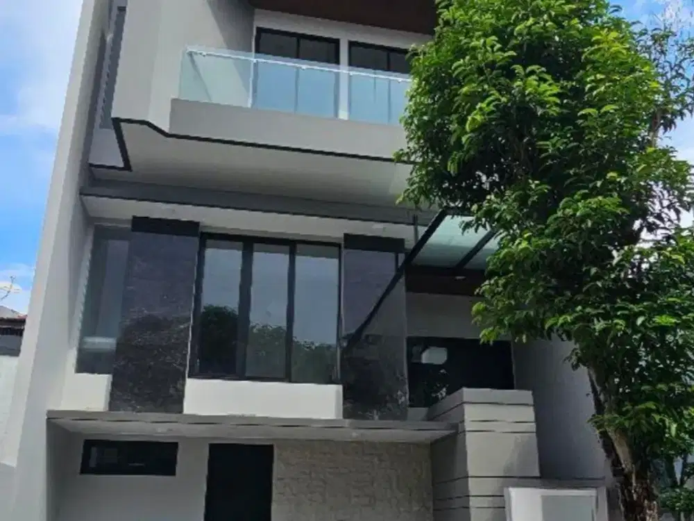 Rumah Split level modern minimalis Citraland Surabaya barat