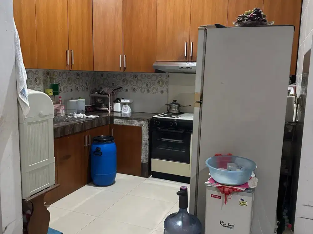Dijual Cepat Rumah Rapih Hadap Taman di Kosambi Baru