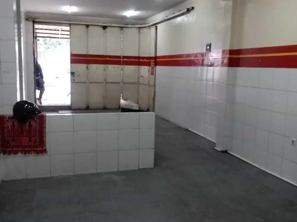 Ruang usaha Mainroad Ahmad yani dekat Cicaheum  dan Cicadas Bandung