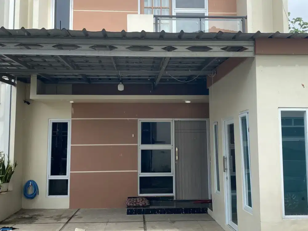 Dijual rumah siap huni 2 lantai di Icon Residence Jatisampurna
