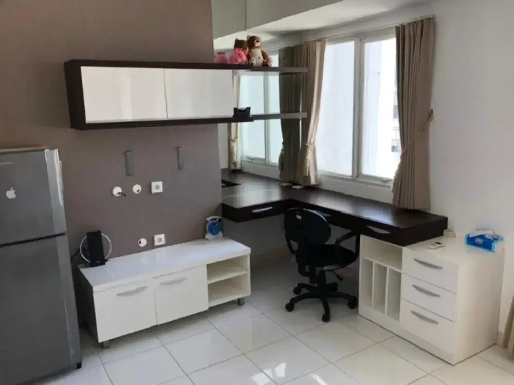 apartemen studio plus  UC berkely Citraland surabaya barat