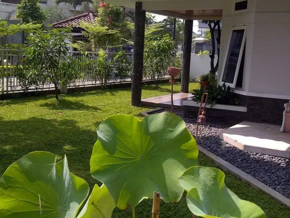 Dijual rumah hook siap huni di komplek Batununggal kota bandung