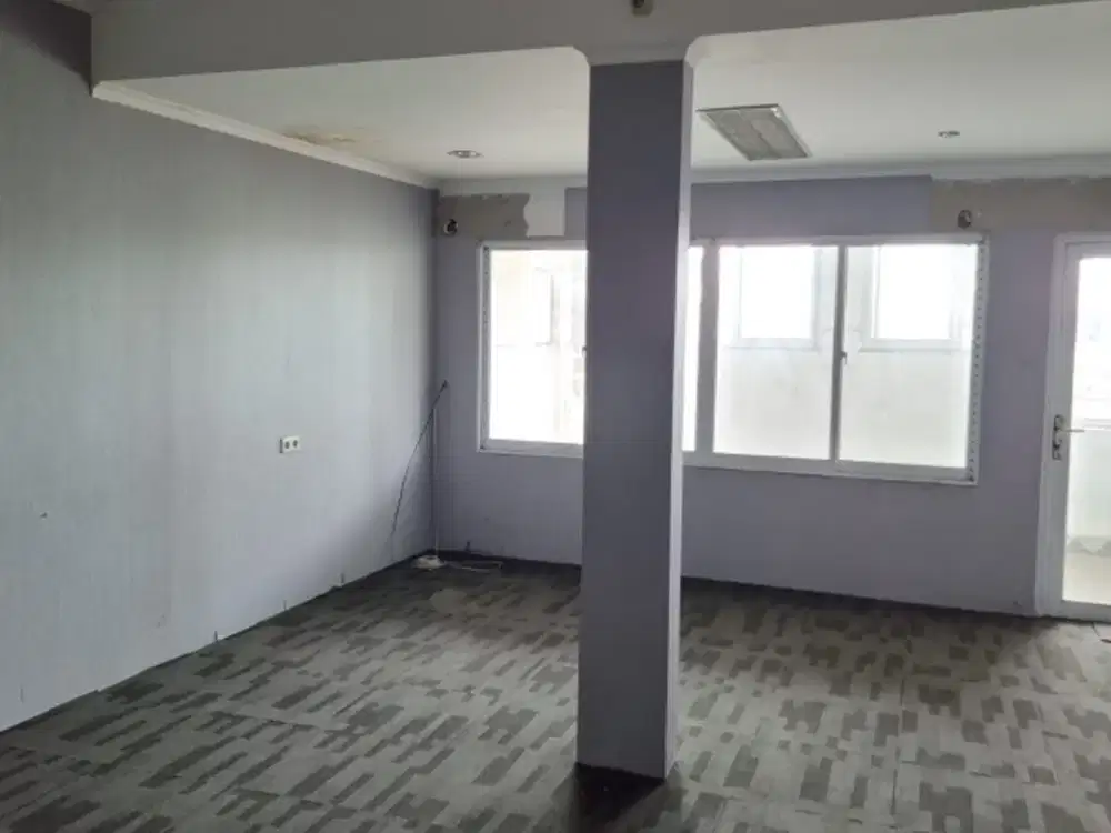 Ruko 5,5 Lt Di Taman Palem Lestari Jakarta Barat