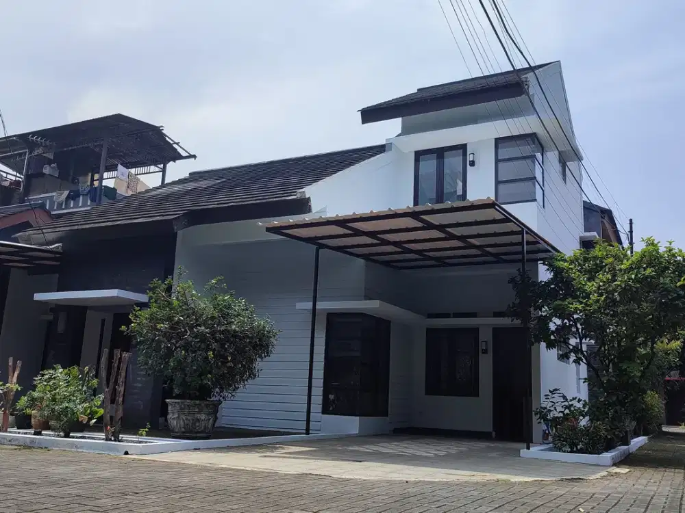 Rumah Tanah Luas Posisi Hook Dalam Komplek Di Cijawura Buah Batu