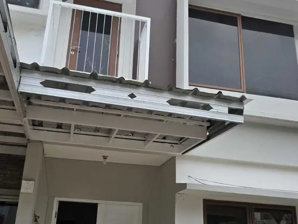 Disewakan Rumah Bagus Siap Huni Di JGC Cakung Jakarta