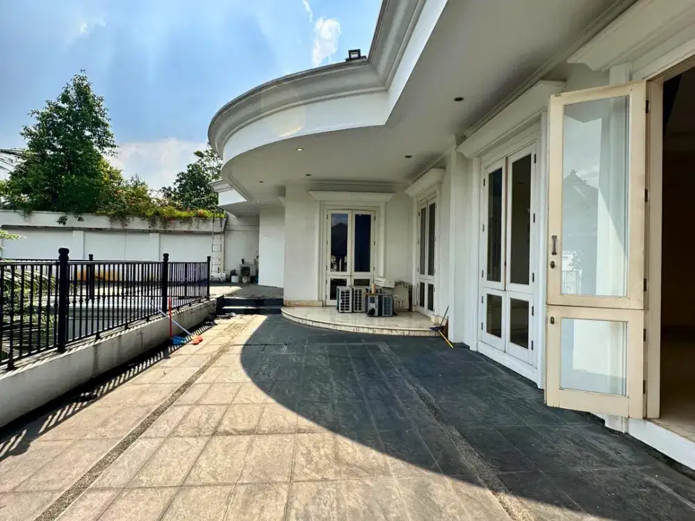 Rumah Dijual Jl.Sriwijaya, Kebayoran Baru
