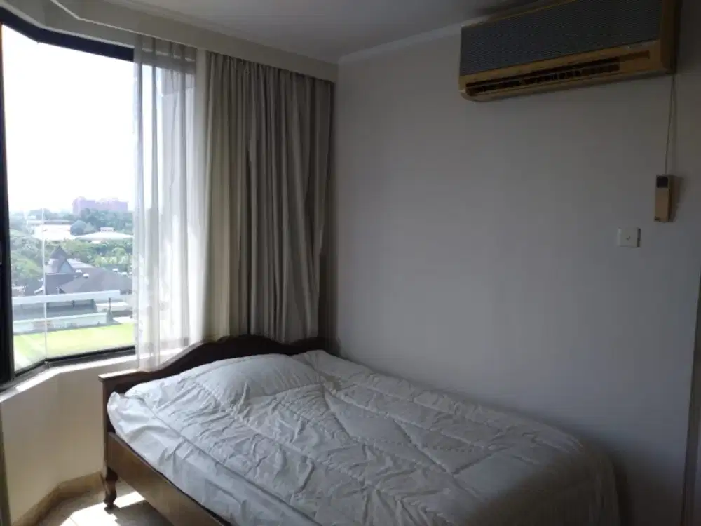 Beverly Tower Apart 90m2 3kamar tdr By Brigitta
