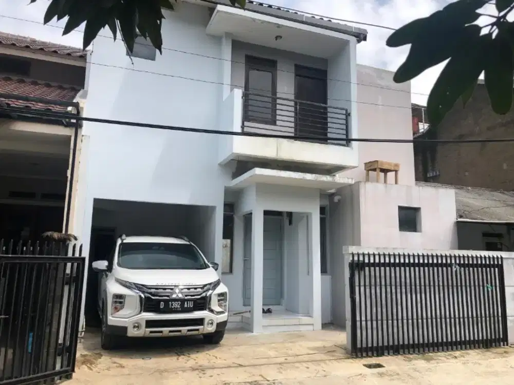 Rumah 2 lantai siap huni Buahbatu kodya 700 jutaan