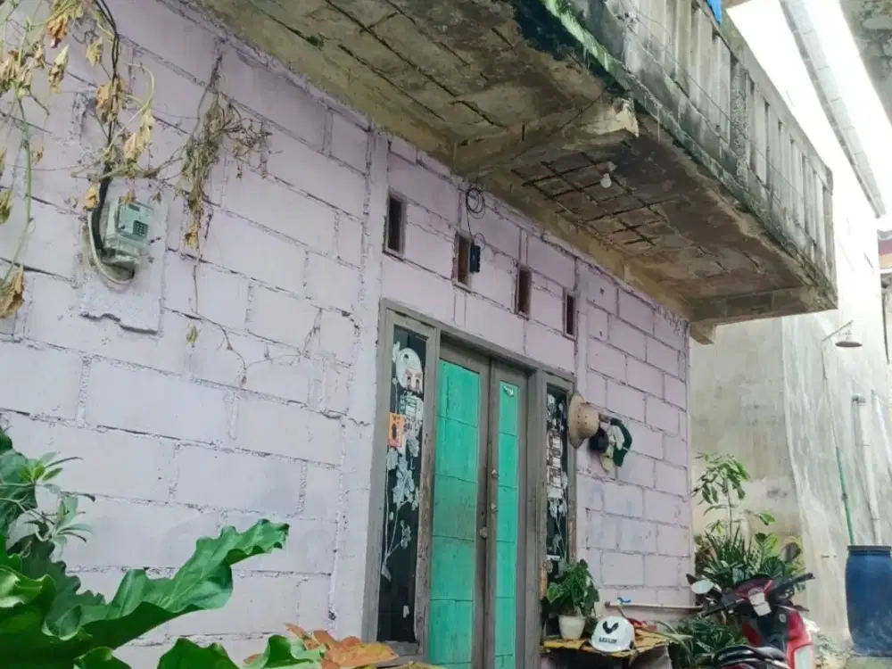 Rumah lenteng agung jagakarsa jaksel 2 lantai 350jt Shm