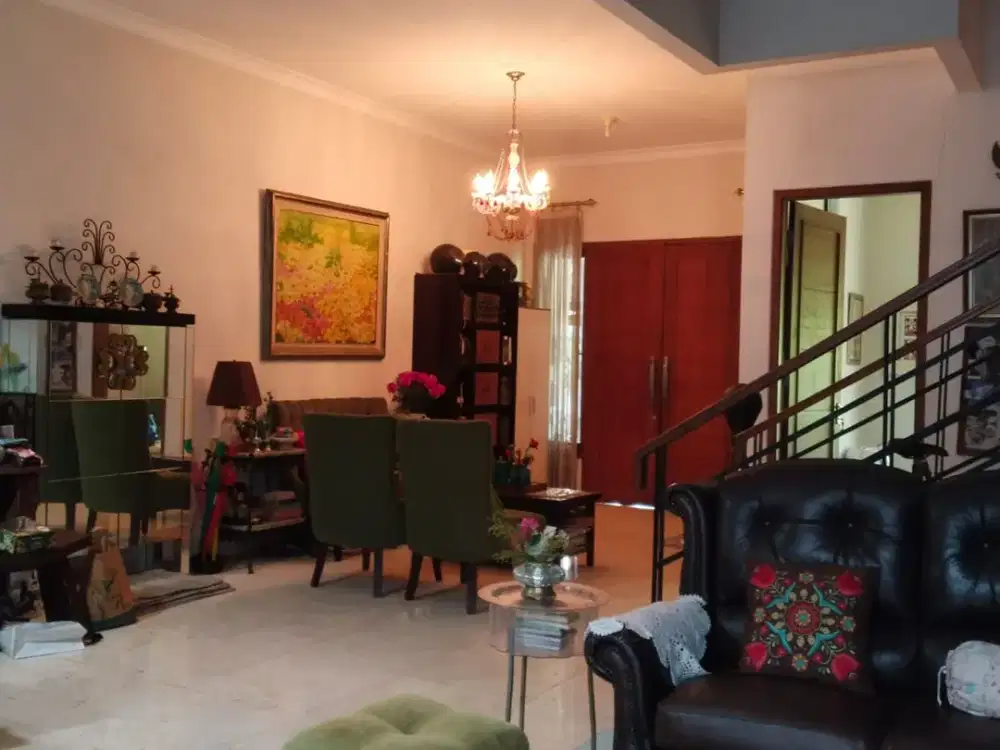 Rumah Sangat Strategis di Kebayoran Townhouse Jaksel