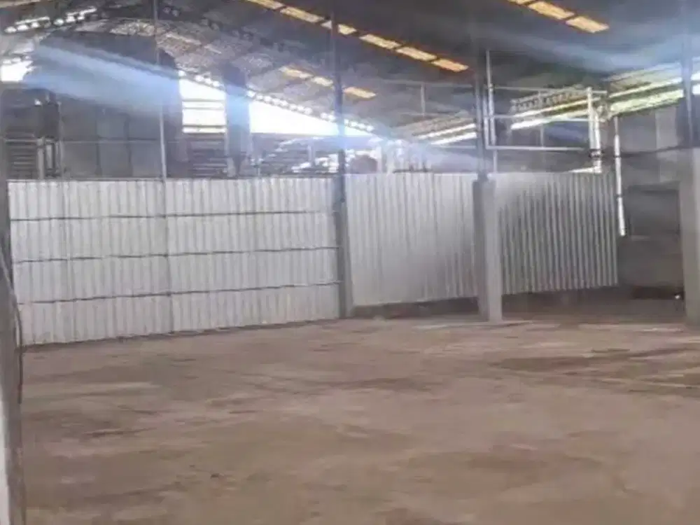 Disewakan Ruko Bisa Masuk Kontainer di Gudang Daan Mogot