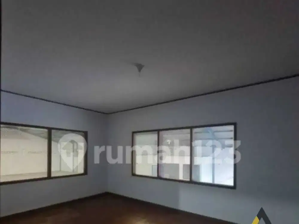 Dijual gudang besar lokasi Kartasura luas 3794m BU!