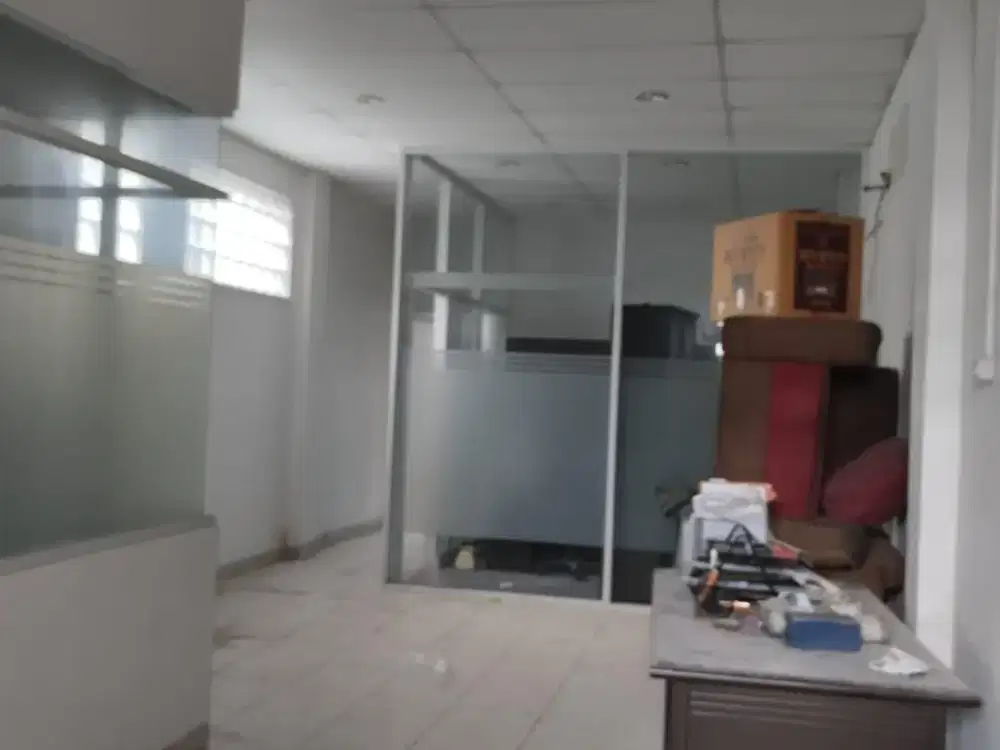 Disewakan Ruko Pinggir Jalan Tomang Jakarta Barat
