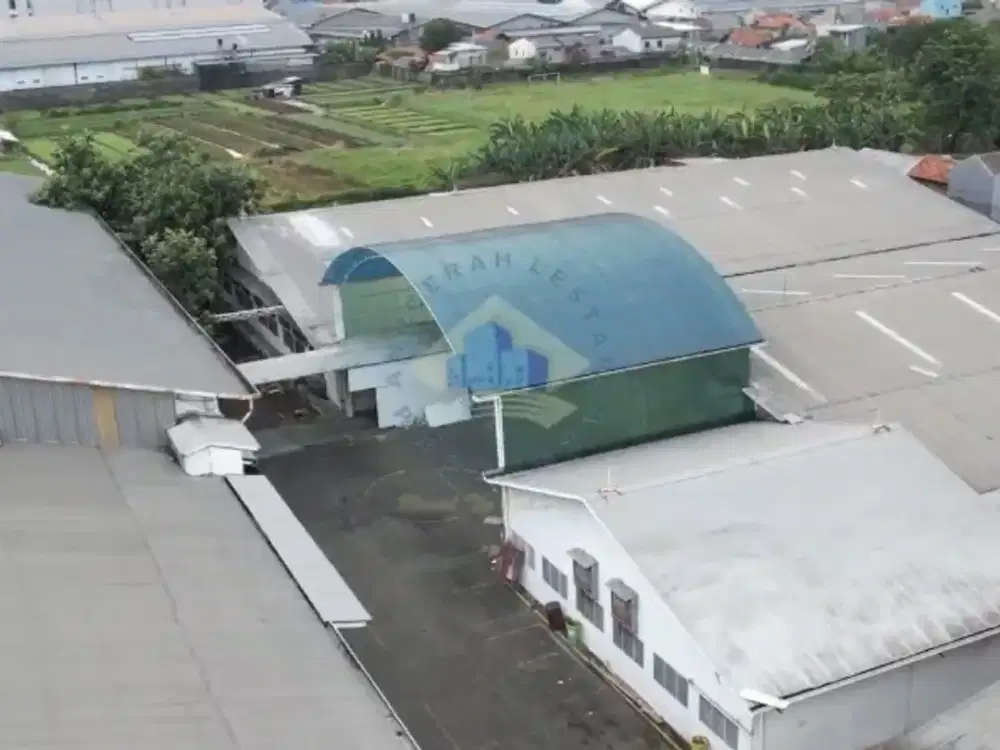 Disewakan Pabrik di Bugel, Karawaci, Kota Tangerang, Banten.