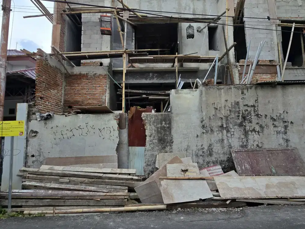 Rumah baru di komplek one gate rawamangun jakarta timur