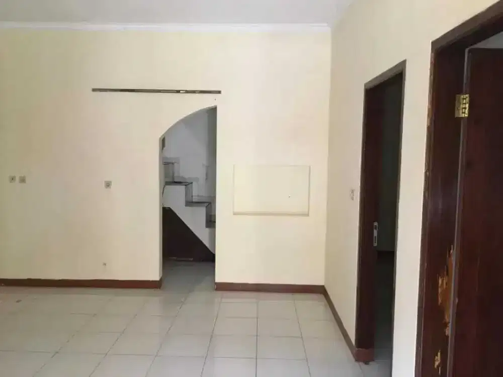 Dijual Rumah Siap Pakai Akses Semobil Di Komplek Bumi Panyileukan