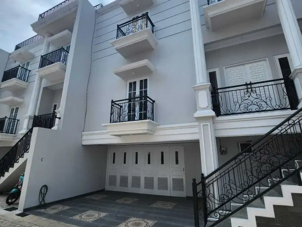 Dijual rumah di cipete Utara jaksel