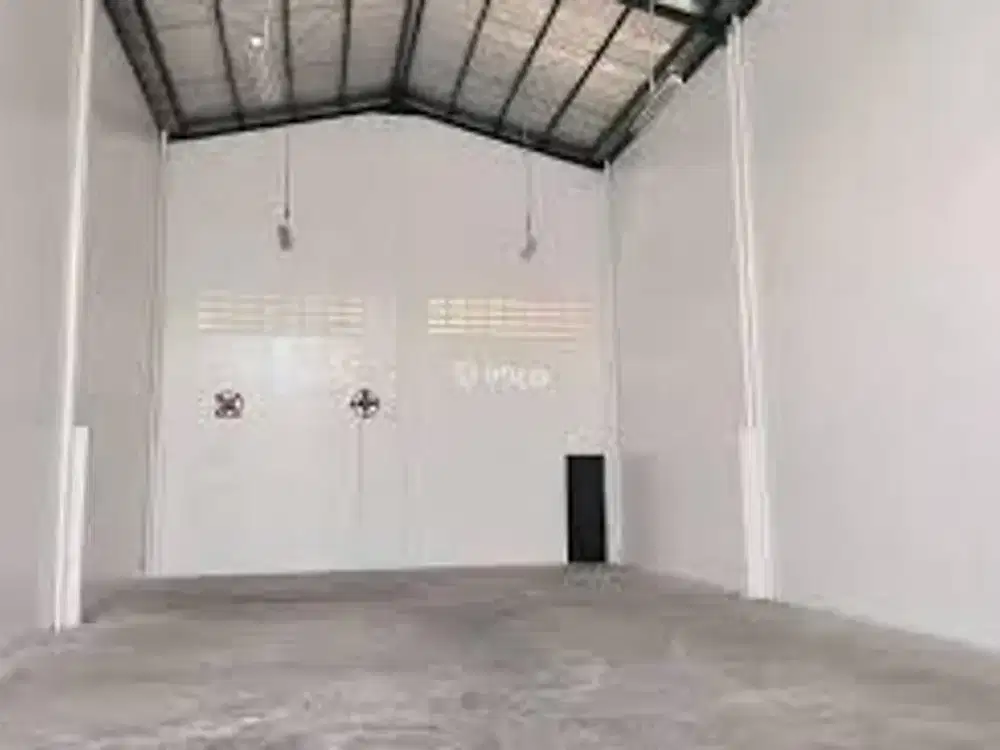 Dijual Gudang Ada Lift Barang di Sedayu Bizpark Daan Mogot