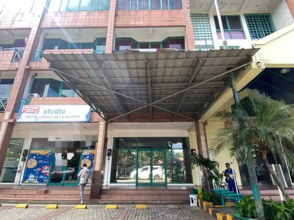 Disewakan Gedung Kantor 4 Lantai Siap Pakai Strategis Di Cempaka Mas