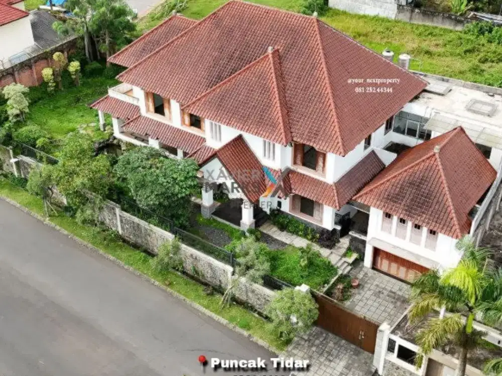 Rumah Mewah Tropis Modern Di Jalan Utama Puncak Tidar, Malang(OLX272)