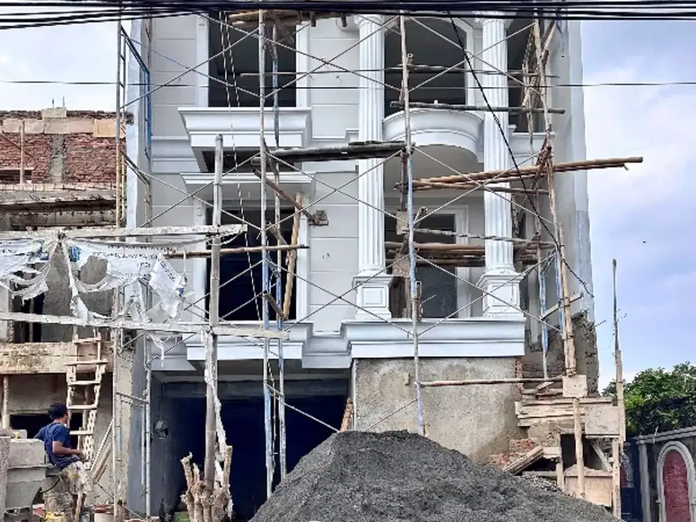 RUMAH MEWAH AKSES CAKEP DIPEJATEN BARAT JAKARTA SELATAN