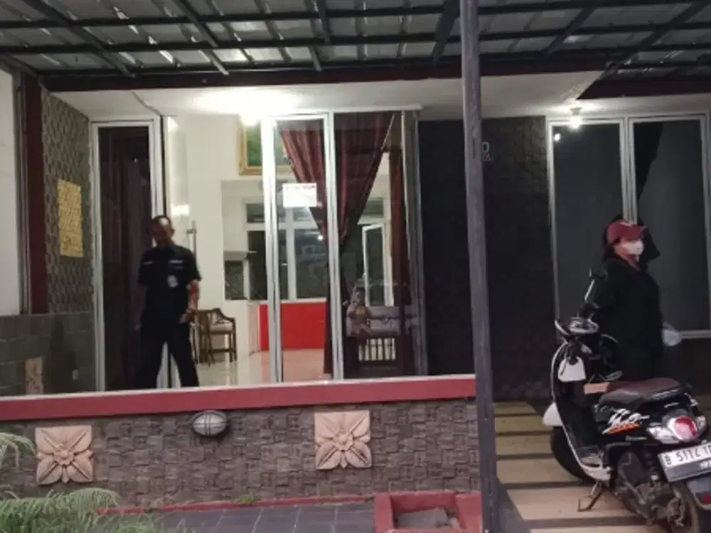 JUAL/SEWA RUMAH CITRA GRAND 1M an