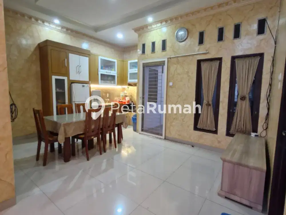 DIJUAL VILLA FULL FURNISH PERUMAHAN RAYSA MINIMALIS-SETIA BUDI (WANDY)