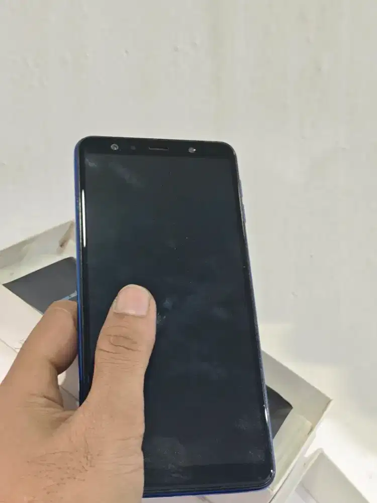 Samsung a7 2018 4/64 orian