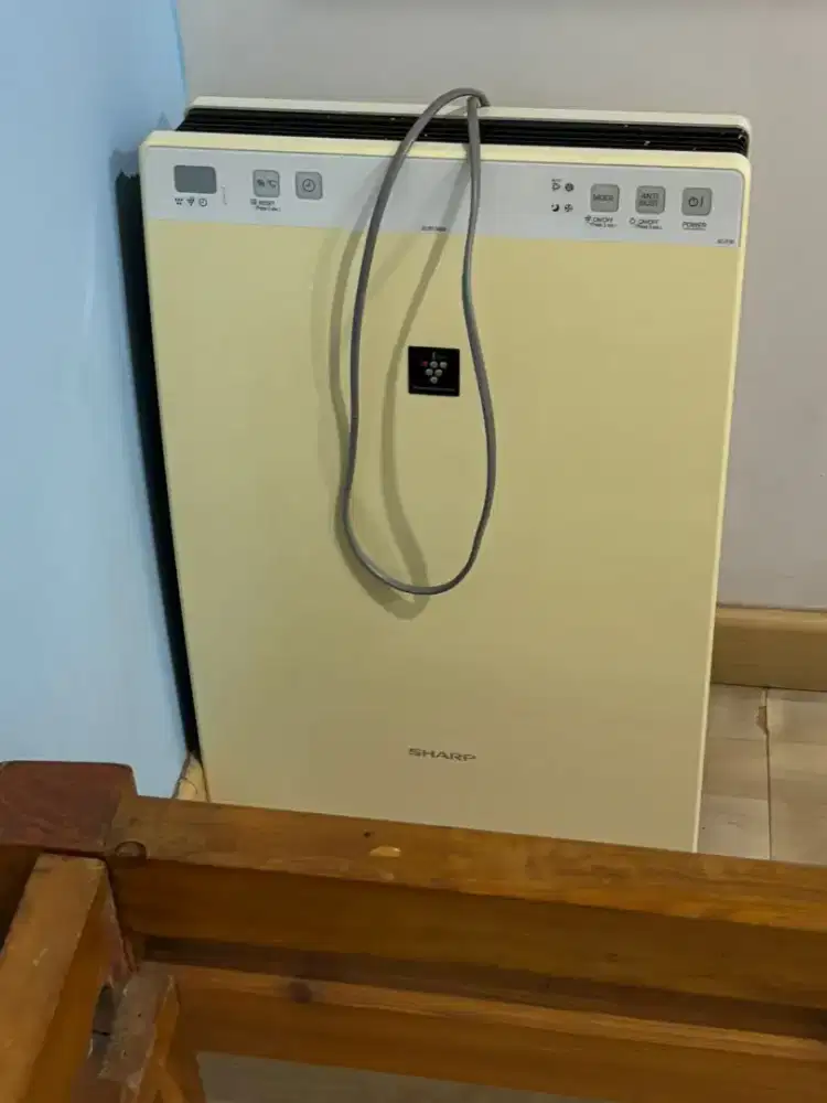 Sharp humidifier