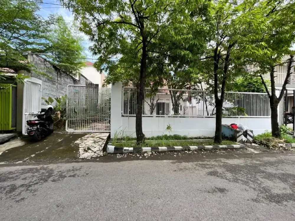 Disewakan Bangunan Ex Guest House Jl Kampar Dekat Sutos, Ciwo Surabaya