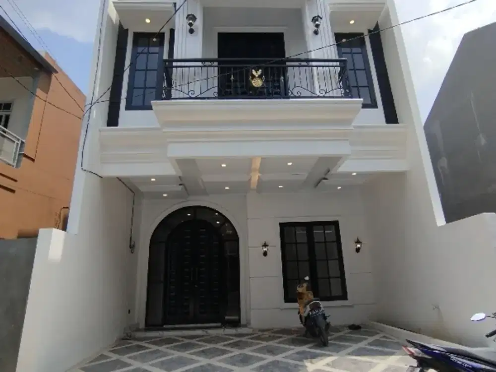Rumah Modern Classic  Dalam Cluster Jagakarsa Jakarta Selatan