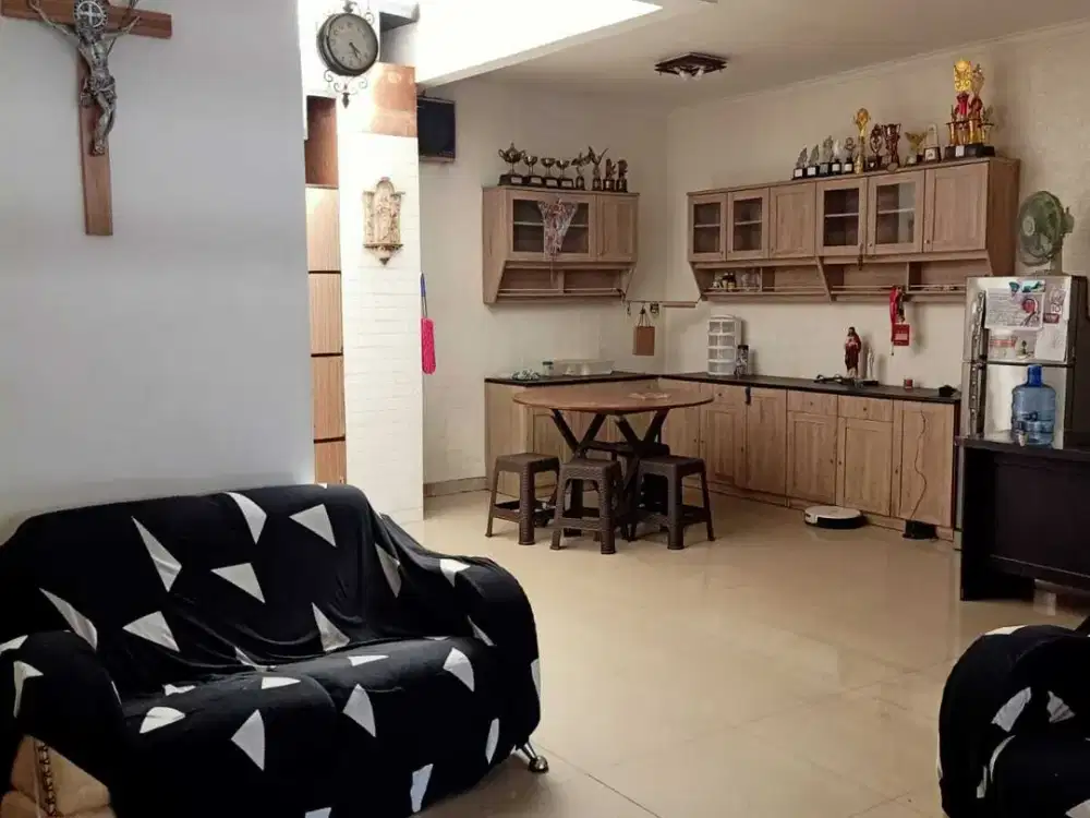 Dijual Rumah Siap Huni Lokasi Culdesac di Kopo Permai