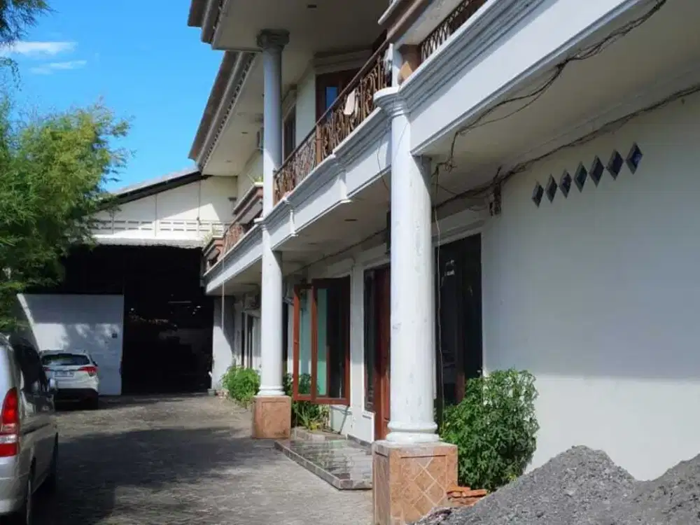 Gudang Kantor Raya Sedati Gede