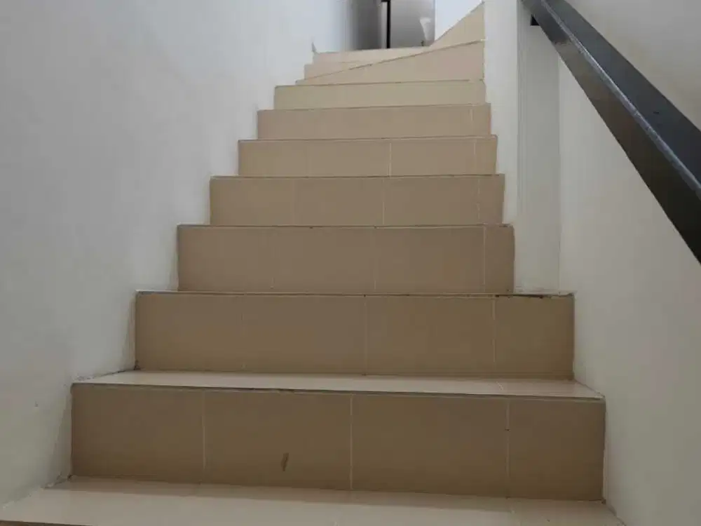DISEWAKAN RUMAH PASADENA CENGKARENG FULLFURNISHED
